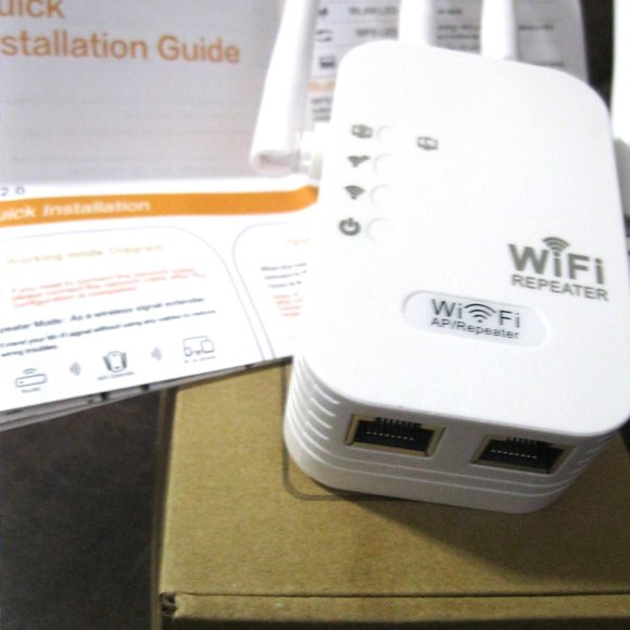 WiFi Range Extender - Signal Booster - Repeater w/ Ethernet Port - Dual Band - Picture 7 of 10